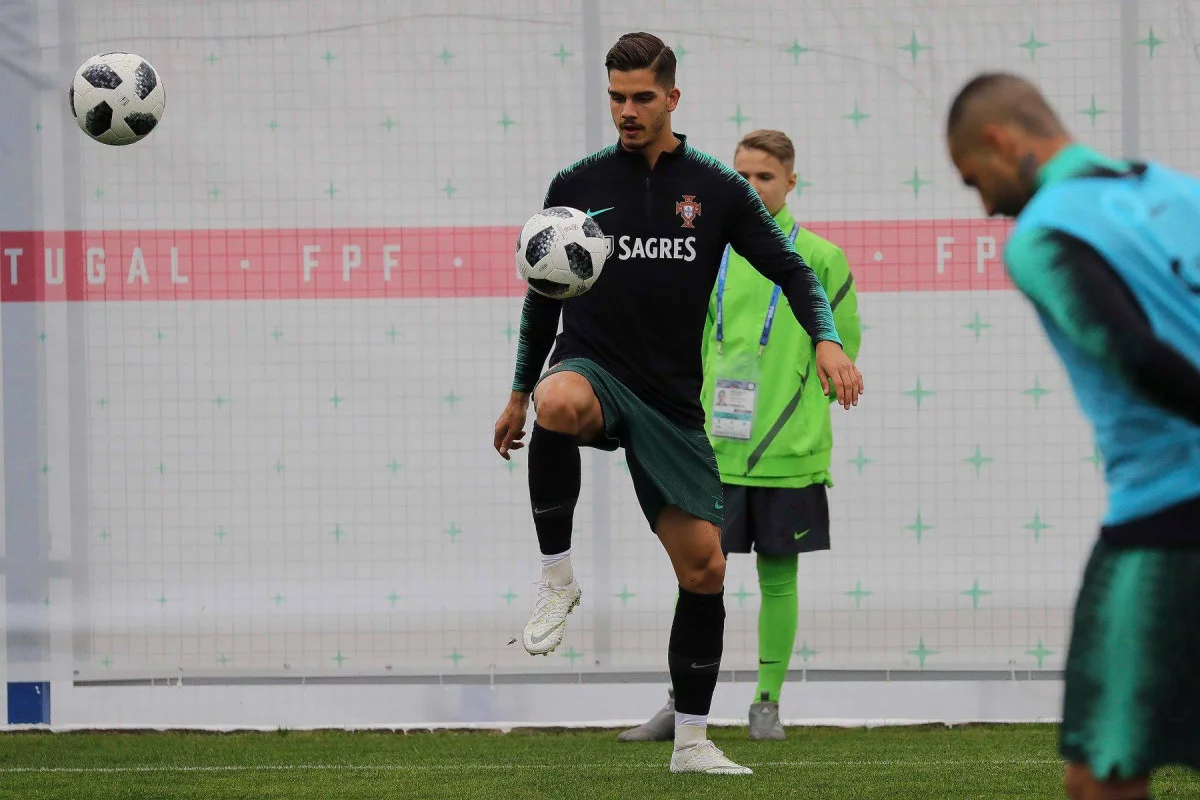 post card andre silva.webp